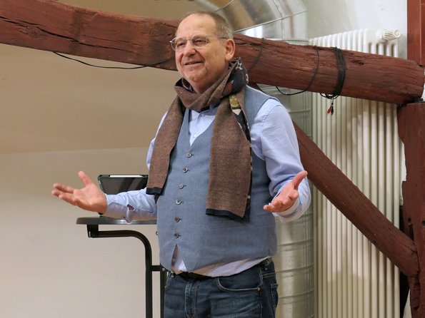 Foto Auftritt Bernhard Stengele im Mössinger Kulturcafé